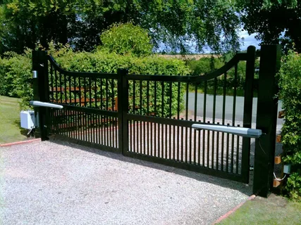 commercial electric gate opener services in Riverside